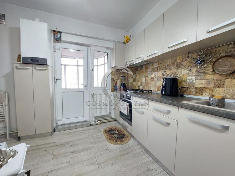 Apartament cu 3 camere decomandat în Unirii Centru