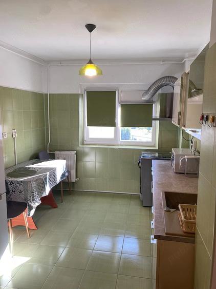 Apartament cu 2 camere semidecomandat în 1 Decembrie 1918