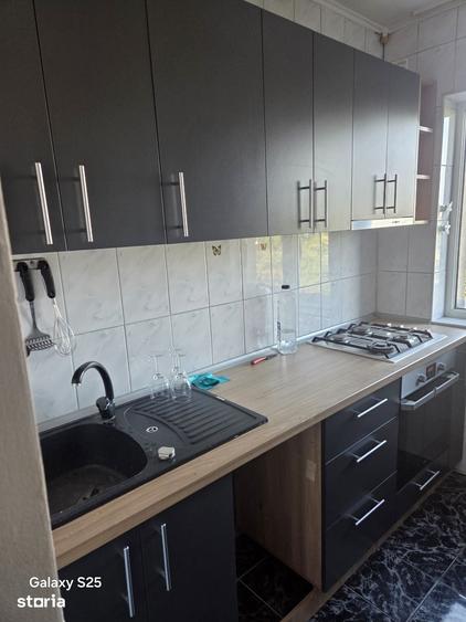 Apartament cu 2 camere decomandat în Berceni