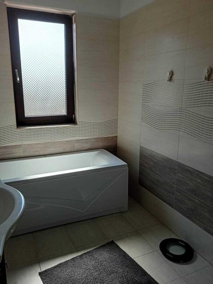 Casă cu 3 camere în Munteni