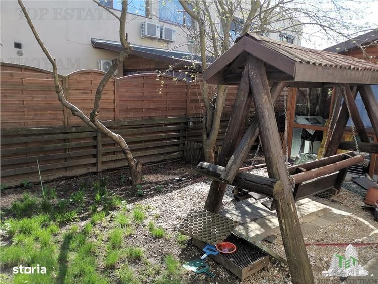 Apartament cu 4 camere în Adunații-Copăceni