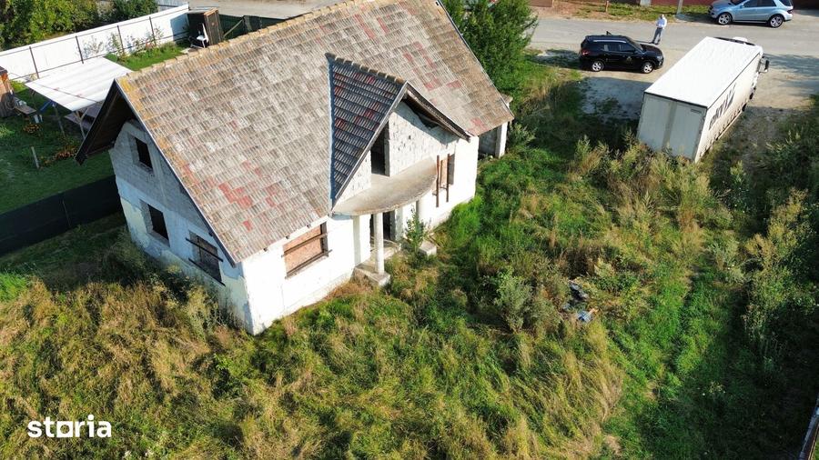 Casă cu 4 camere cu Teren 1000 Mp în Prejmer