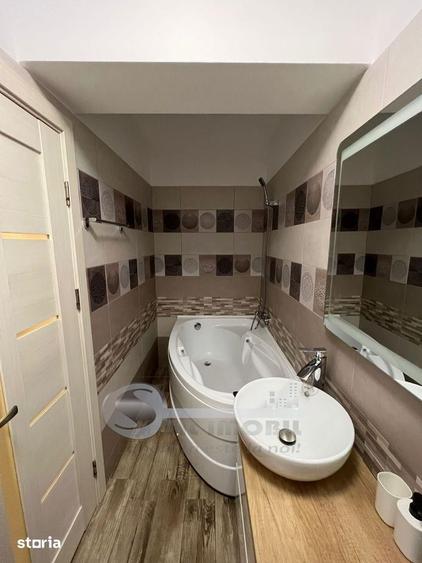 Apartament cu 3 camere decomandat, mobilat în Galata