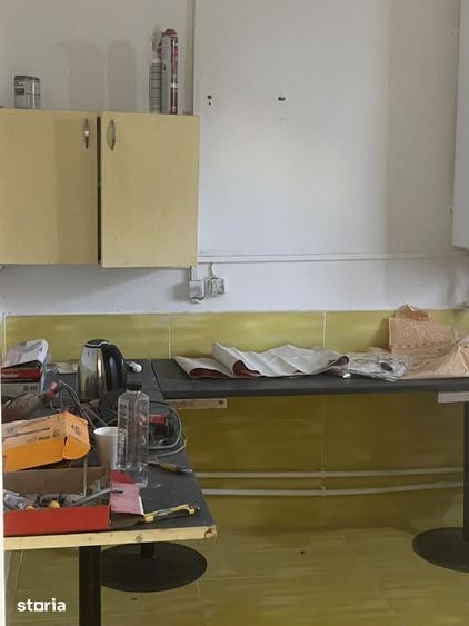 Apartament cu 6 camere în Colentina