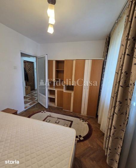 Apartament cu 2 camere, mobilat în Podu Roș