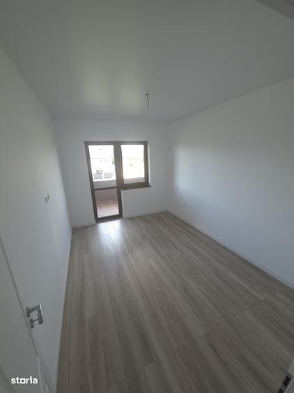 Casă cu 4 camere în Domnești