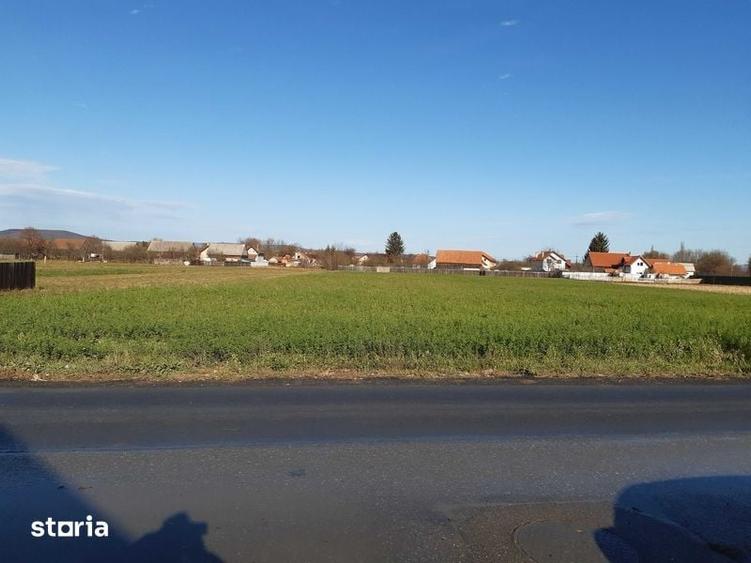 Teren de 2325 mp, în Hărman