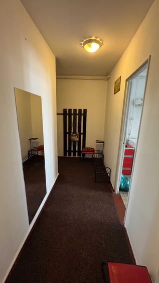 Apartament cu 2 camere semidecomandat în Ultracentral