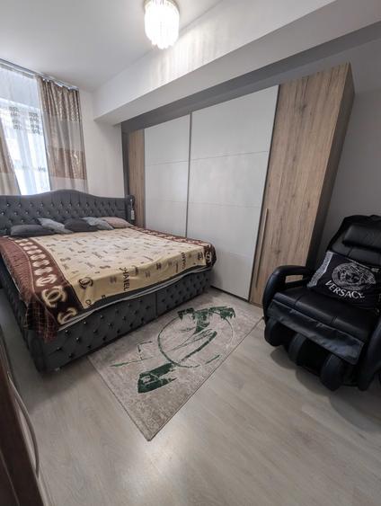 Apartament cu 3 camere decomandat în 9 Mai