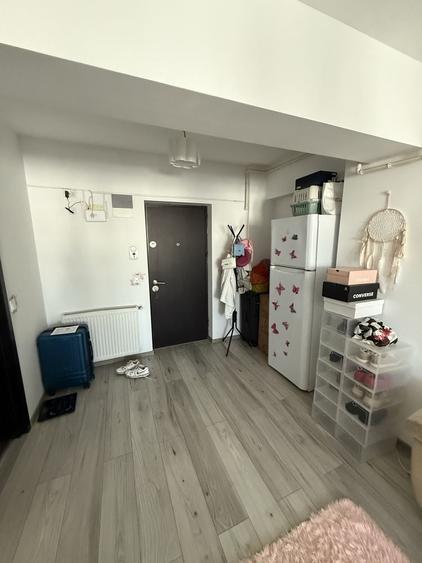 Apartament cu 2 camere semidecomandat în Exterior Vest