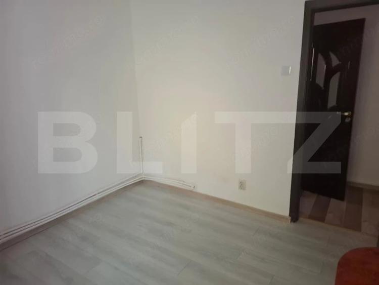 Apartament cu 2 camere semidecomandat în Mereni (Titu)