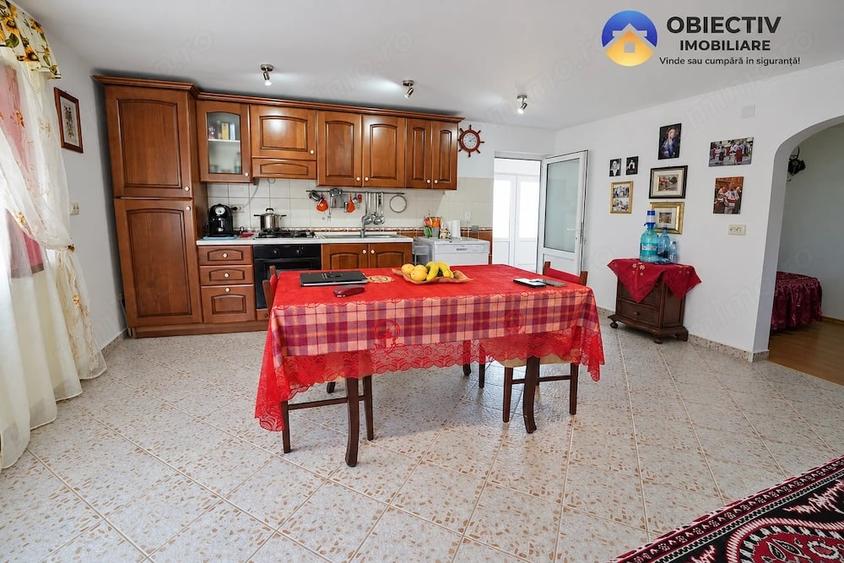 Casă cu 7 camere cu Teren 538 Mp în Ultracentral