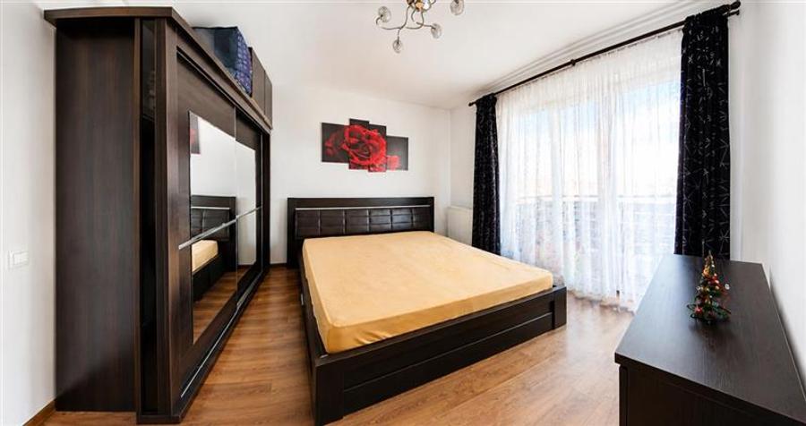 Apartament cu 3 camere decomandat în Avantgarden
