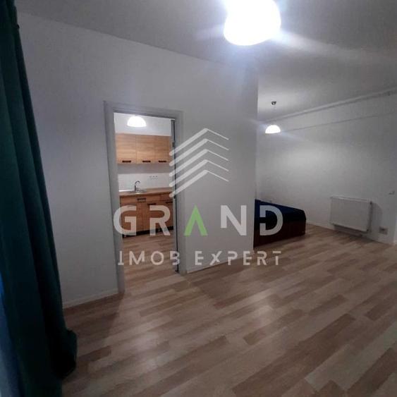 Garsonieră semidecomandată, mobilată în Florești