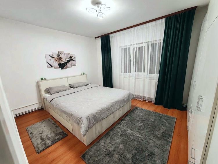 Apartament cu 2 camere decomandat în Steaua