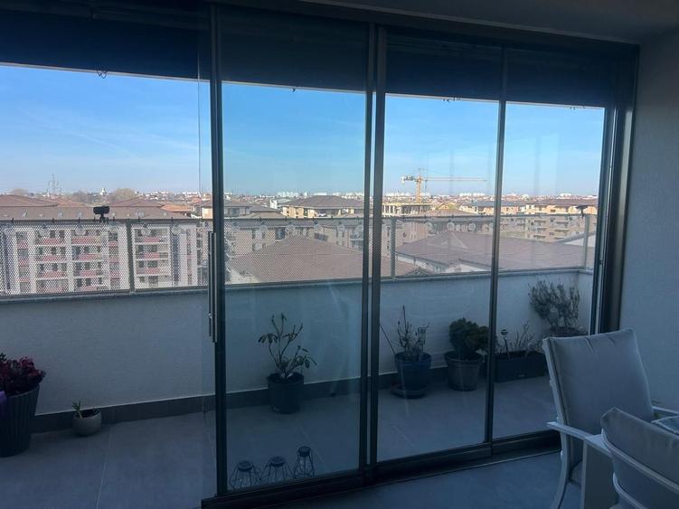 Penthouse cu 3 camere semidecomandat în Giroc