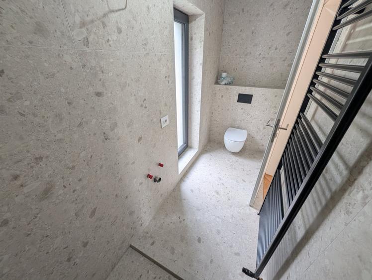 Casă individuală cu 4 camere cu Teren 460 Mp în Balotești