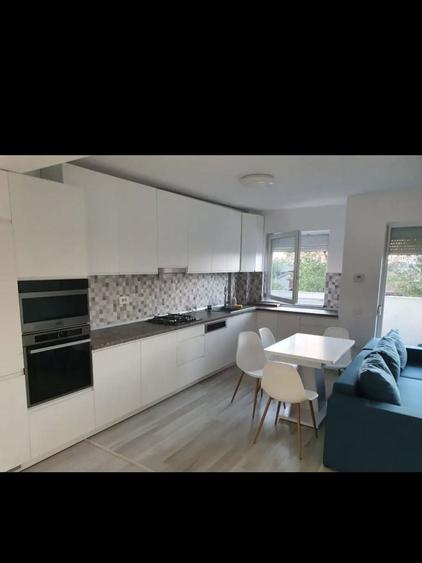 Apartament cu 3 camere în Iosia
