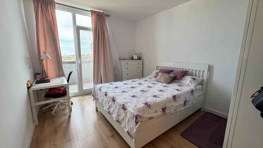 Apartament cu 3 camere în Telegrafului