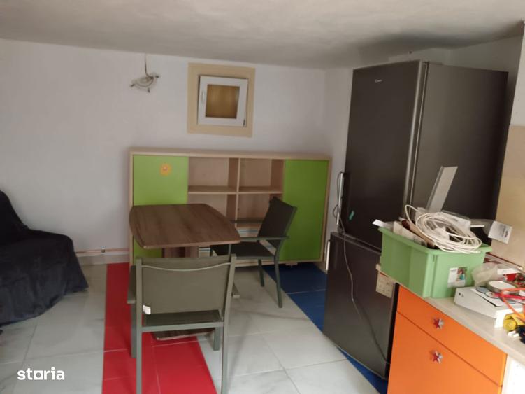 Apartament cu 2 camere în Complex Studențesc