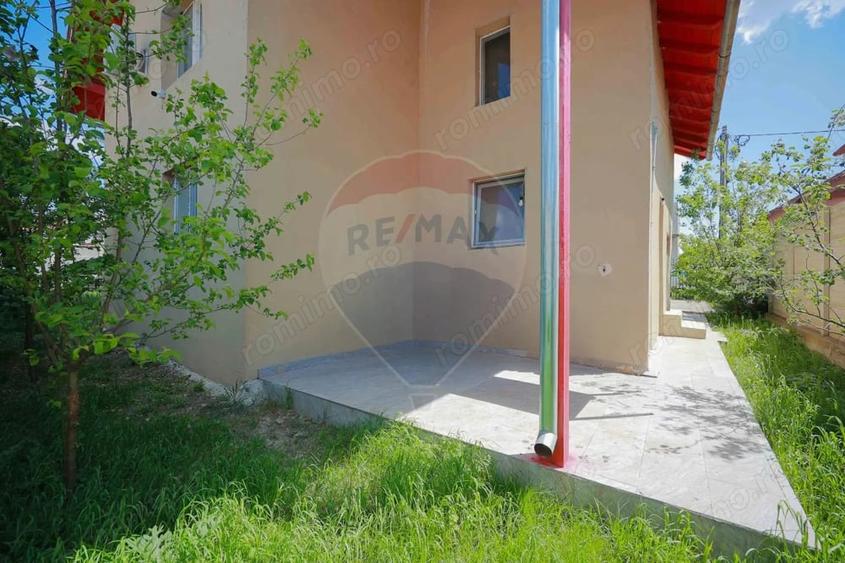 Casa cu 5 camere de vanzare in Sanmartin Cartier Lotus - 15