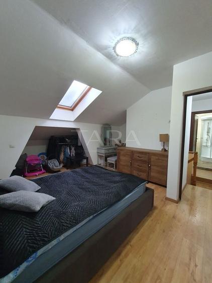 Apartament cu 4 camere decomandat în Florești