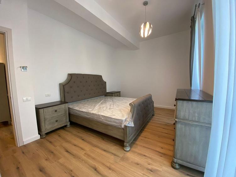 Apartament cu 4 camere decomandat în Iancu Nicolae