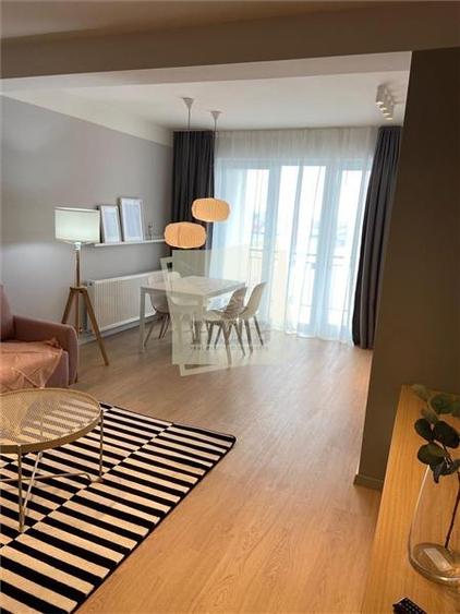 Apartament cu 2 camere semidecomandat, mobilat în Central