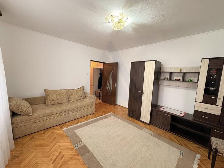 Apartament 2 camere centrală termică si calorifere noi Mihai Viteazu - 1