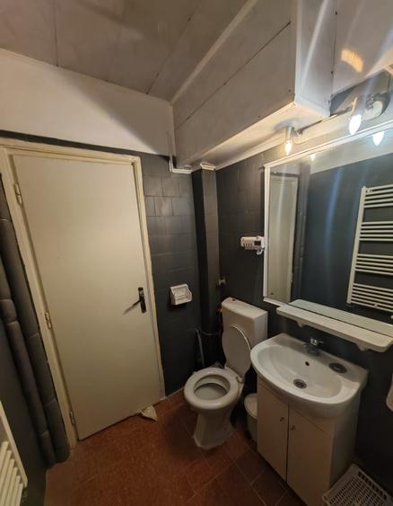 Apartament cu 2 camere semidecomandat în Podgoria