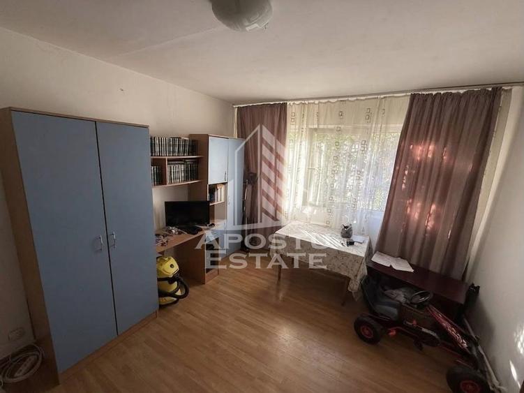 Apartament cu 2 camere nedecomandat în Complex Studențesc