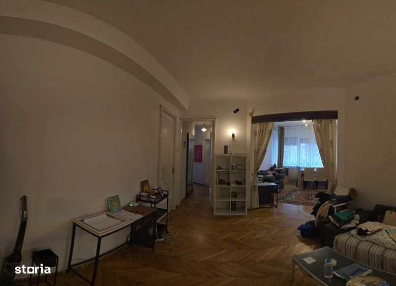 Apartament cu 4 camere în Central