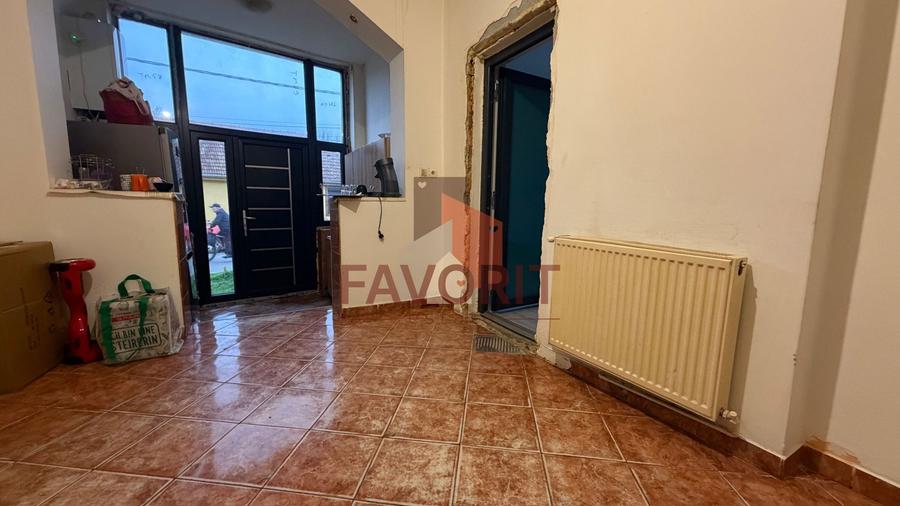 Casă individuală cu 3 camere cu Canalizare în Lunei