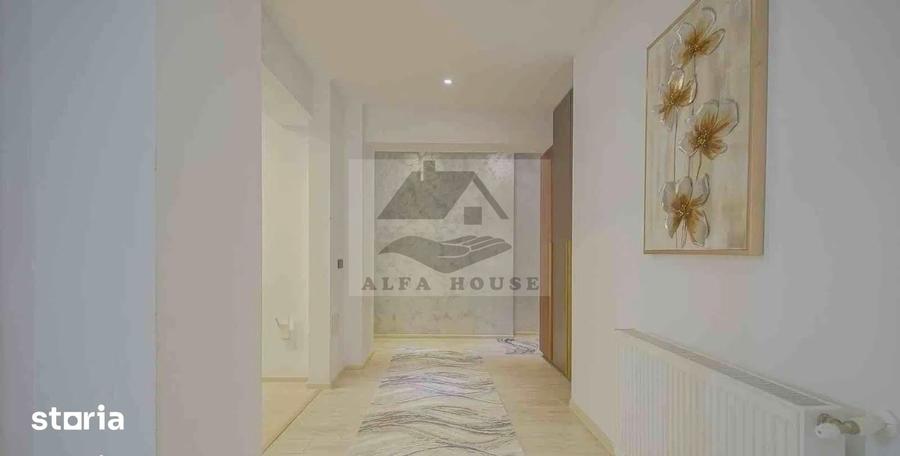 Apartament cu 4 camere în Tractorul