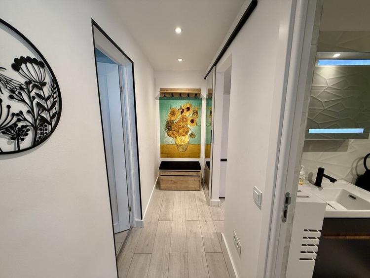 Apartament cu 2 camere semidecomandat, mobilat în Calea Victoriei