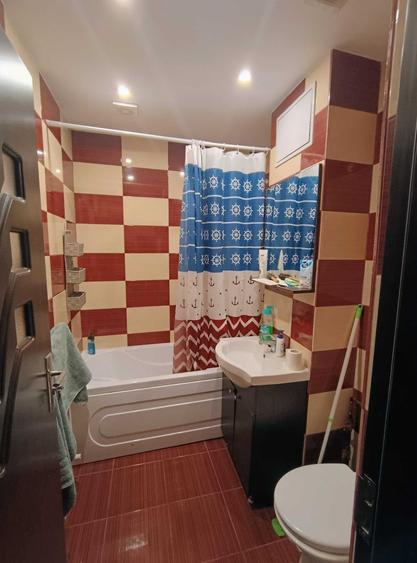 Inchiriez apartament 2 camere parter - 2