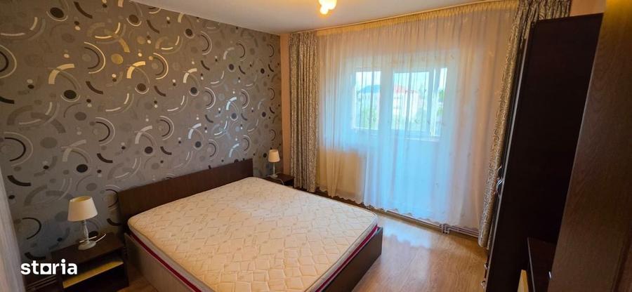 Apartament cu 2 camere decomandat în Energiei