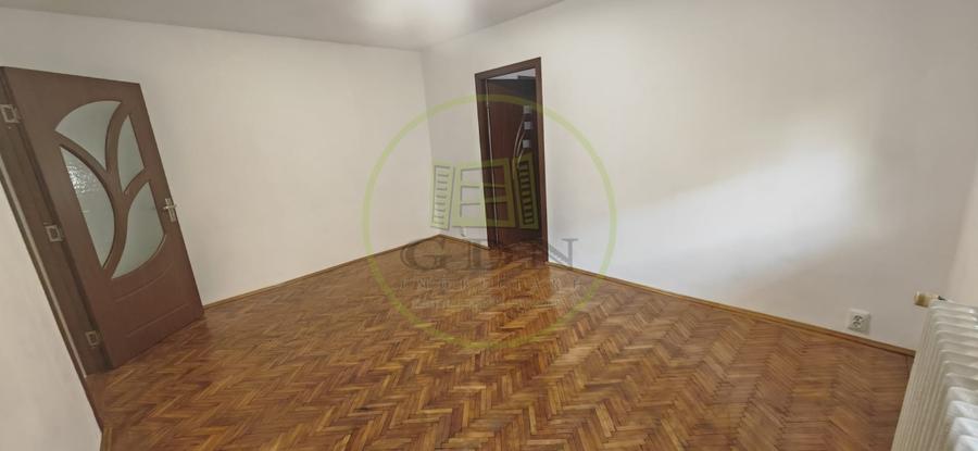 Apartament cu 2 camere semidecomandat în Brazda lui Novac