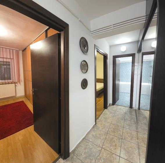 Apartament cu 3 camere decomandat, mobilat în Cotroceni