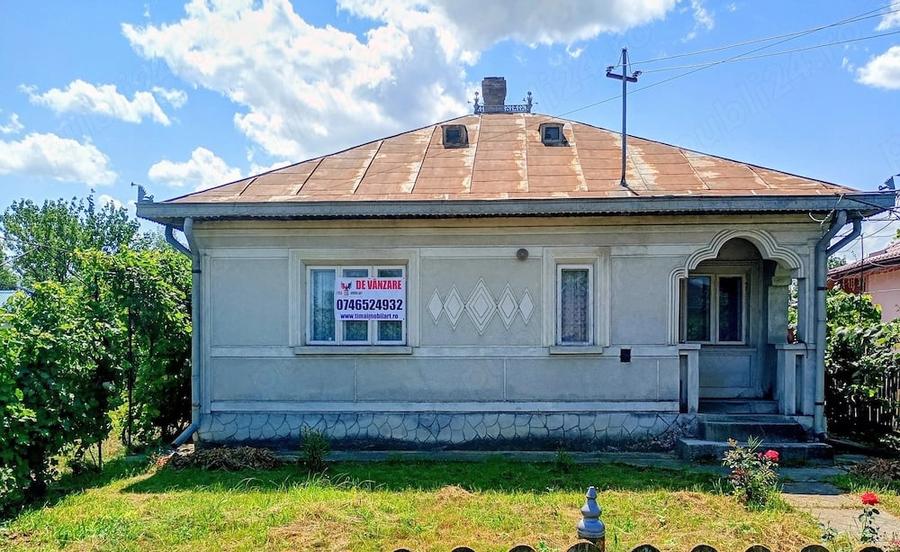Casă cu 3 camere cu Teren 3800 Mp în Broscăuți
