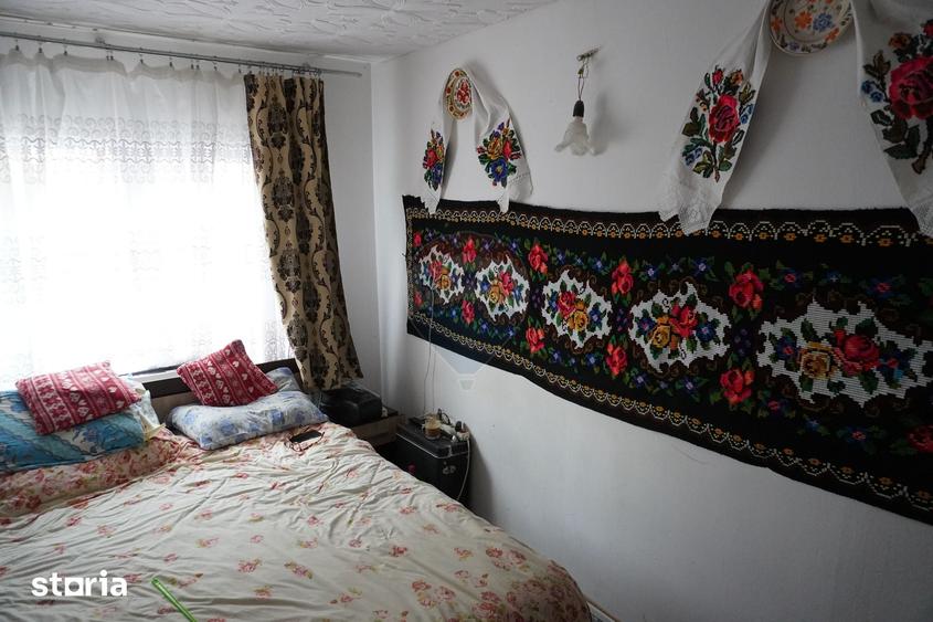 Casă cu 4 camere cu Teren 1895 Mp în Săliște