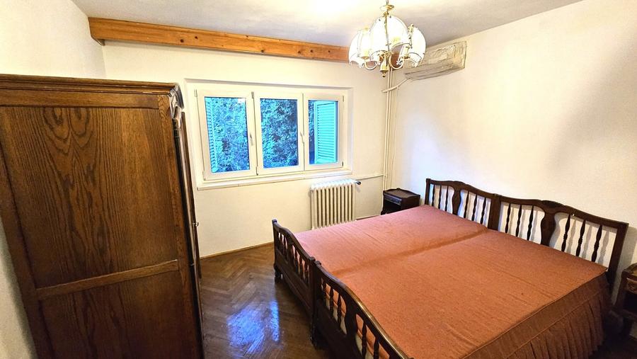 Apartament cu 3 camere decomandat, mobilat în Aviației