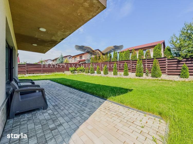 Casă cu 5 camere cu Teren 530 Mp în Gheorgheni