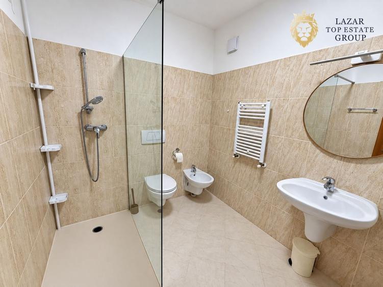 Apartament cu 3 camere decomandat, mobilat în Torontalului