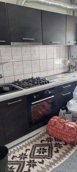 Garsonieră decomandată în 1 Mai