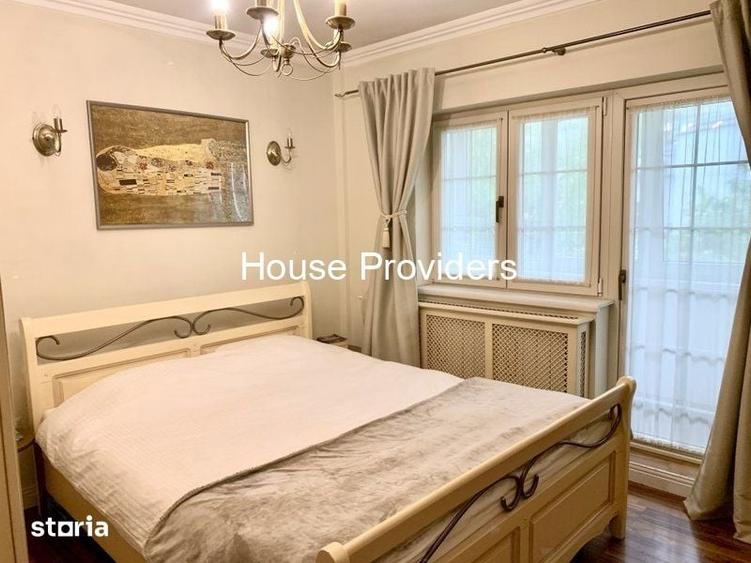 Apartament cu 3 camere decomandat în Tei
