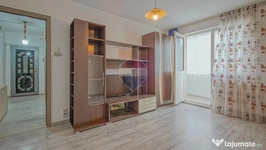 Apartament cu 2 camere decomandat în Electroprecizia