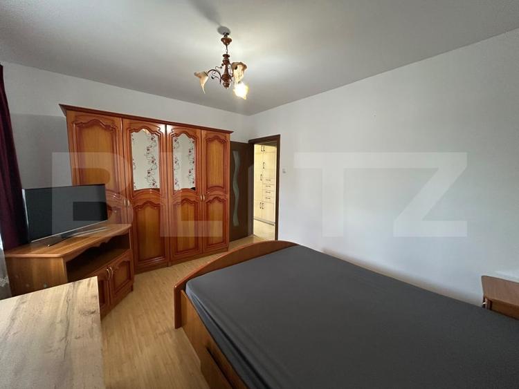 Apartament cu 2 camere decomandat, mobilat în Plopilor