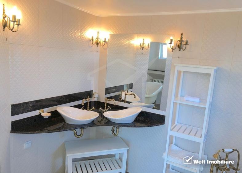 Apartament cu 4 camere semidecomandat, mobilat în Europa