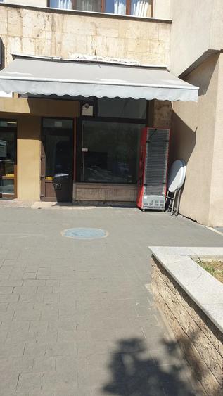 Spațiu comercial, de 25 mp, în Central